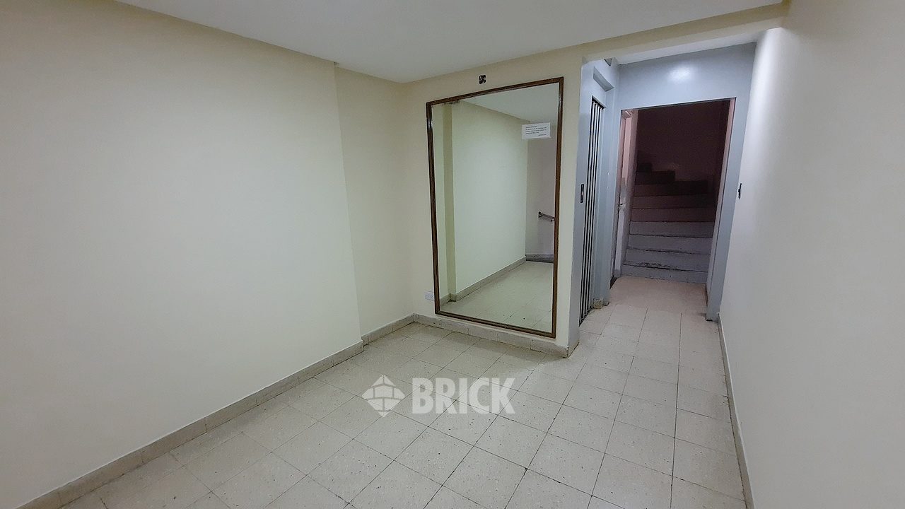 SOLIS al 600 Piso 4 25