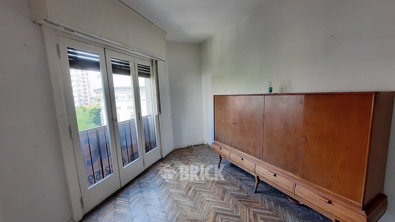 SOLIS al 600 Piso 4 2