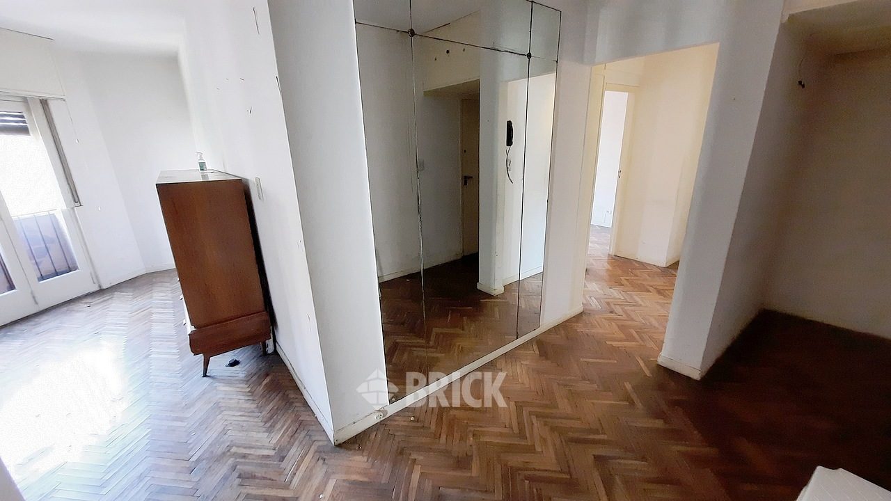 SOLIS al 600 Piso 4 7