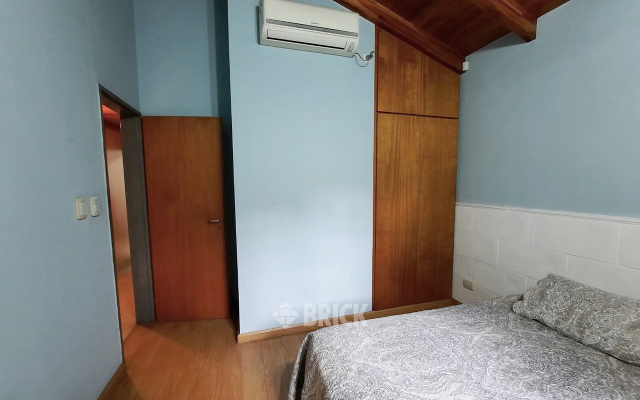 PERON, EVA, AV. al 2700 18