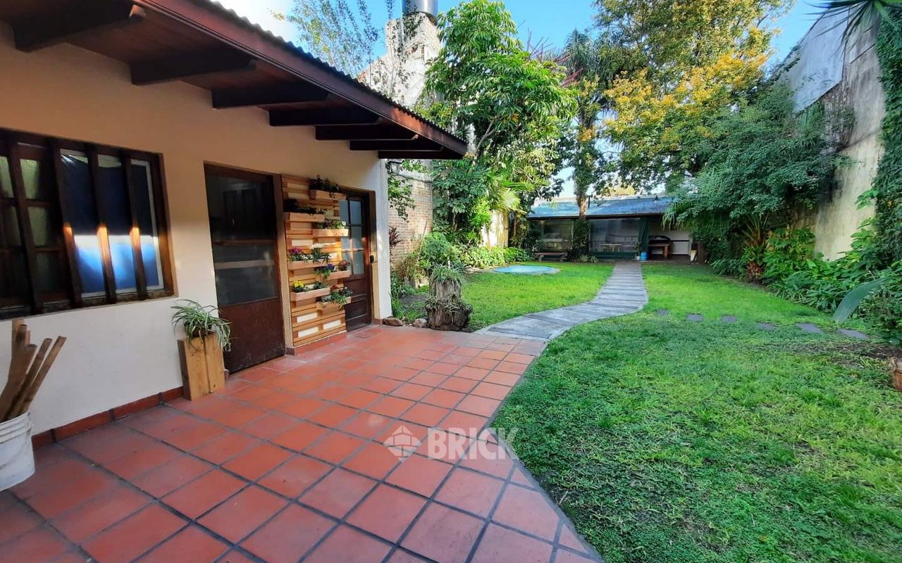 PERON, EVA, AV. al 2700 23