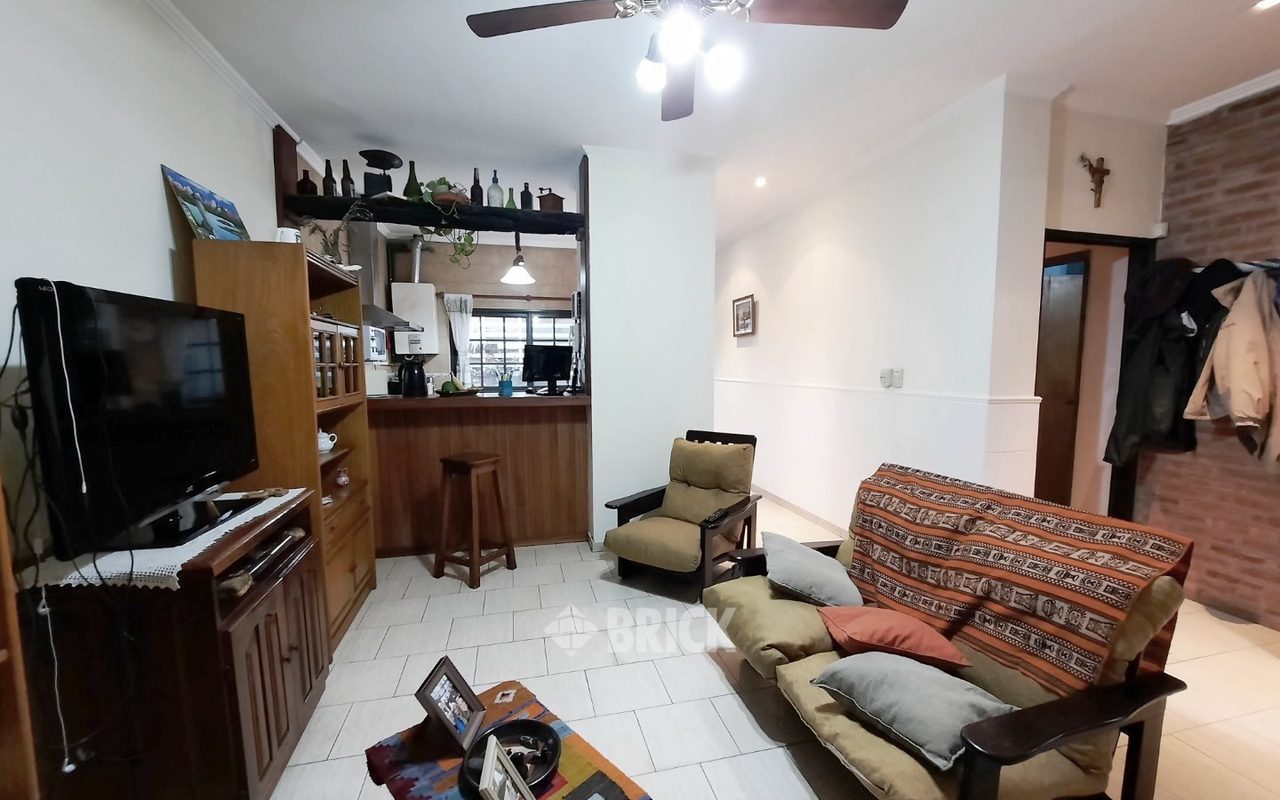 PERON, EVA, AV. al 2700 3