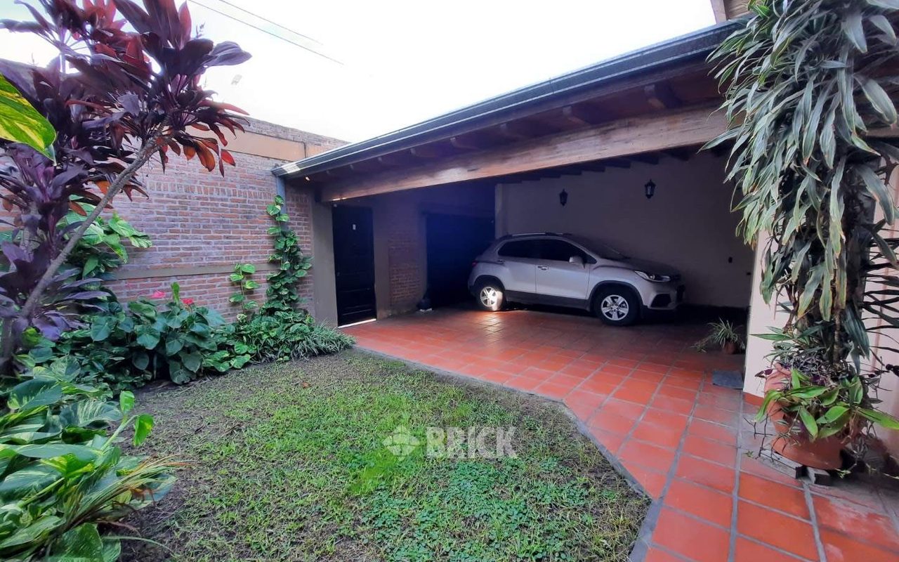 PERON, EVA, AV. al 2700 34