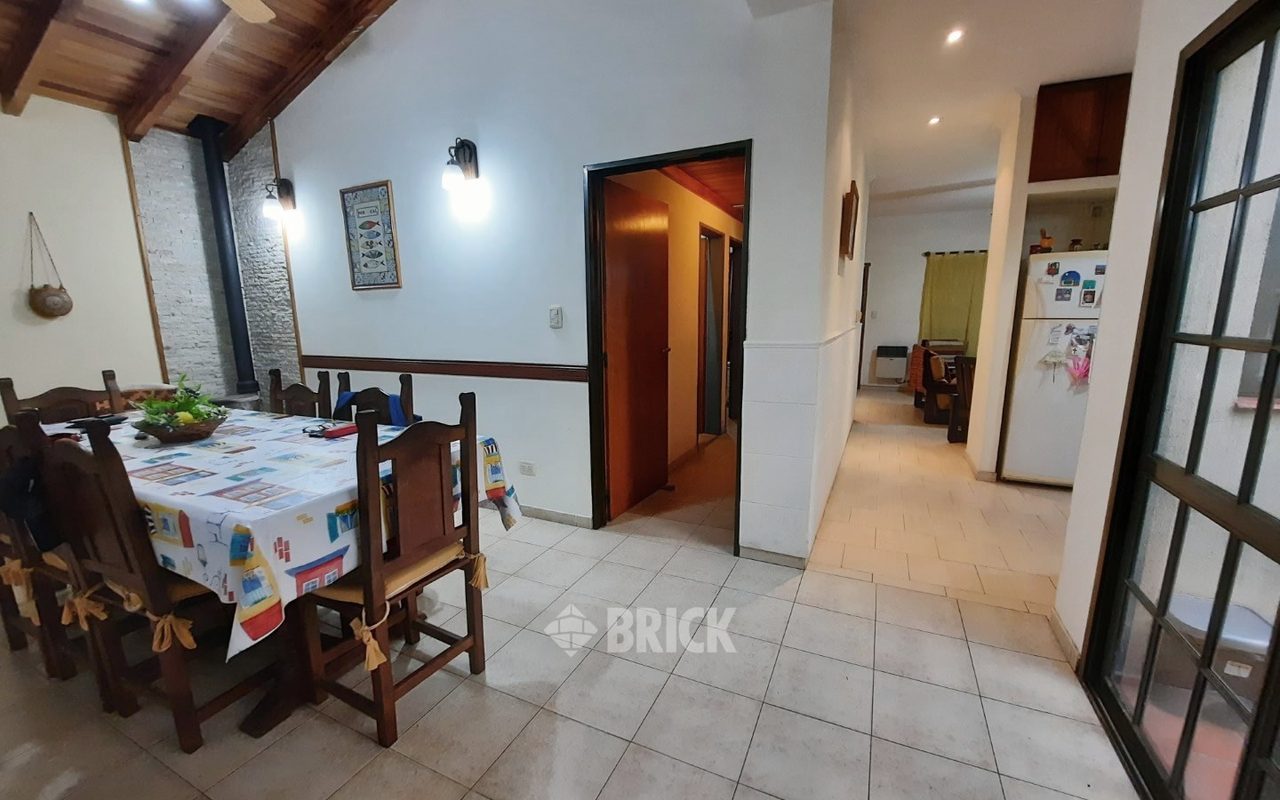 PERON, EVA, AV. al 2700 7