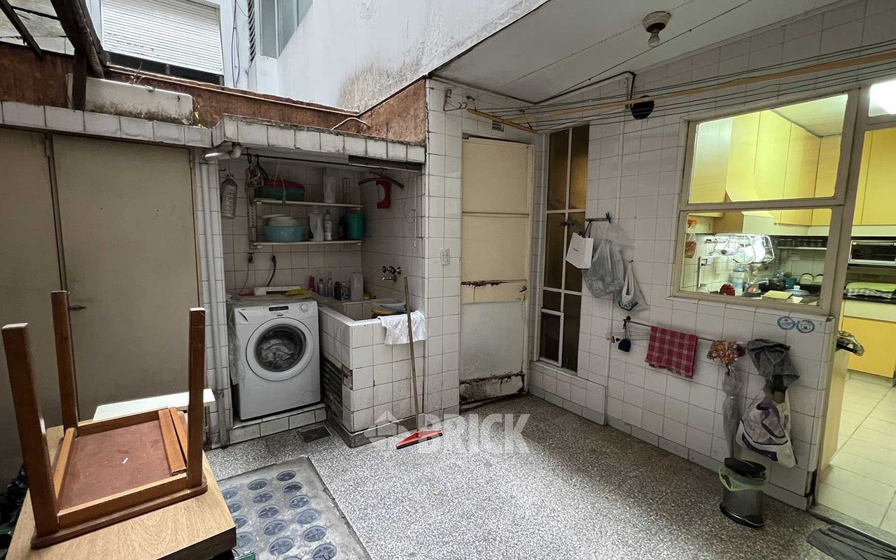 LORETO, VIRREY al 2400 Piso PB 21