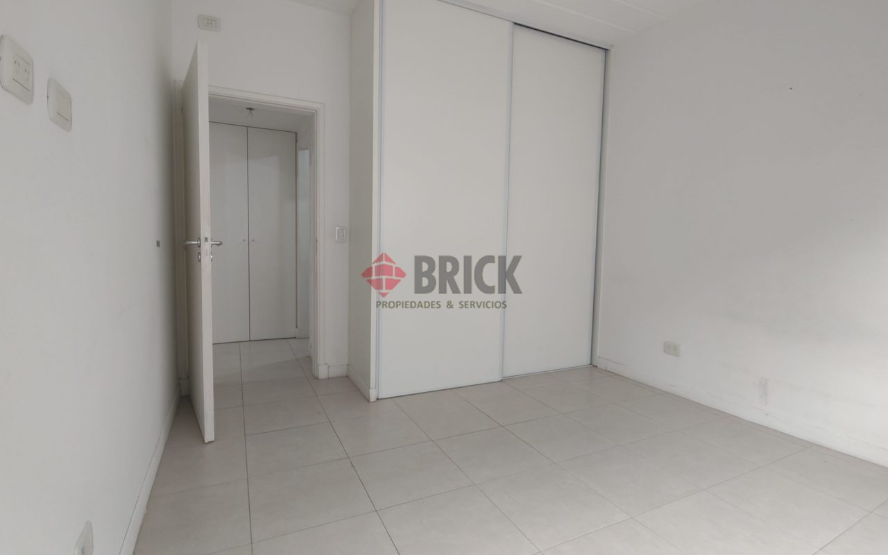 CARLOS CALVO al 600 Piso 1 7