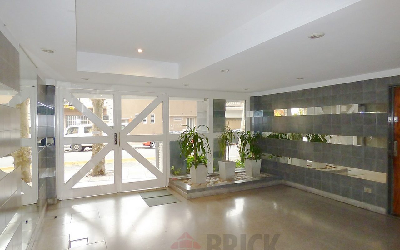 ACUÑA DE FIGUEROA, FCO. al 1400 Piso 6 18