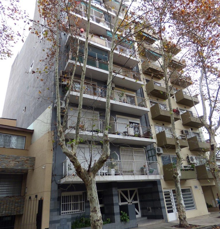 ACUÑA DE FIGUEROA, FCO. al 1400 Piso 6 23