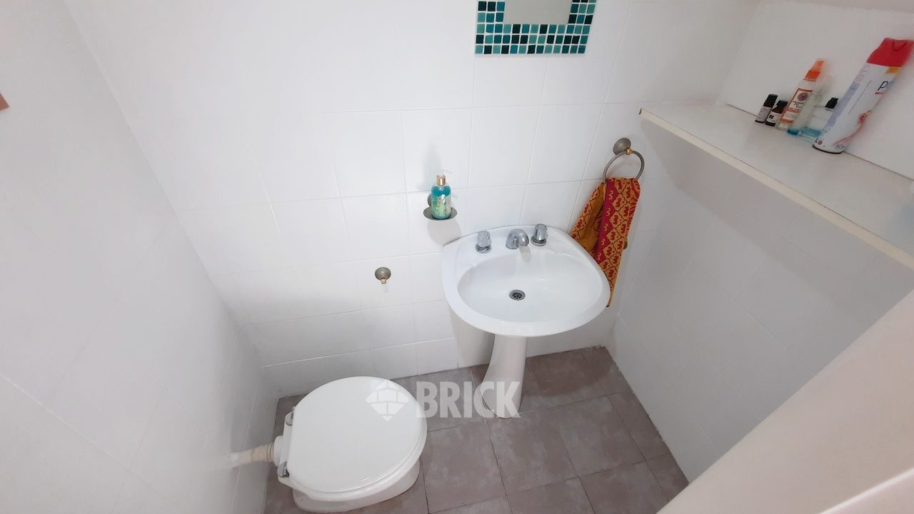 VELASCO, JUAN RAMIREZ DE al 1100 Piso 1 10