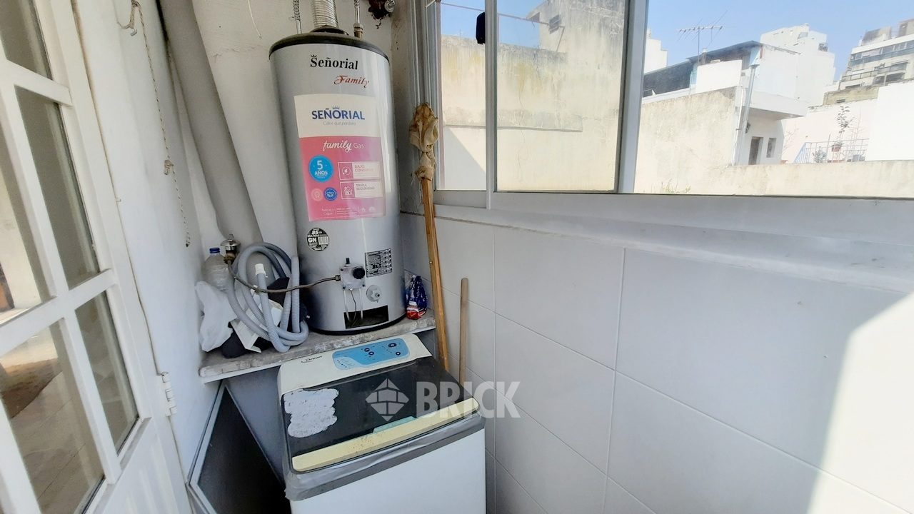 VELASCO, JUAN RAMIREZ DE al 1100 Piso 1 12