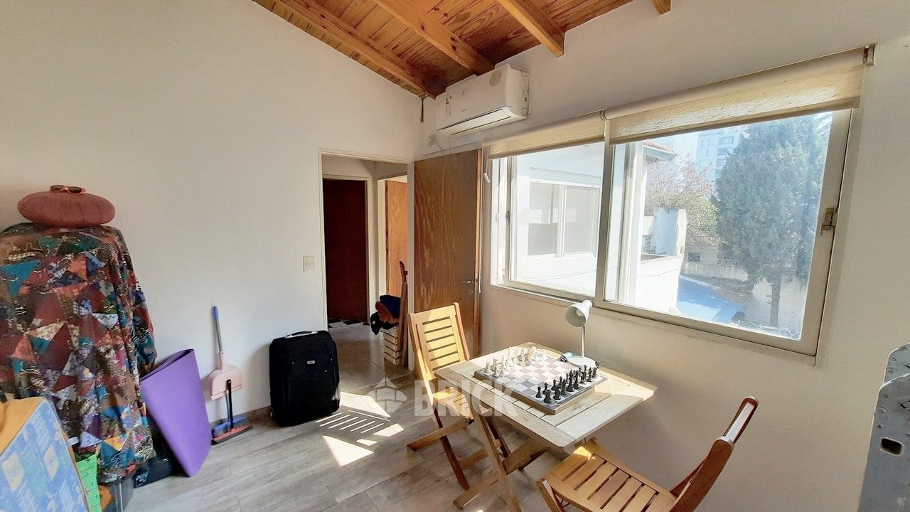 VELASCO, JUAN RAMIREZ DE al 1100 Piso 1 25