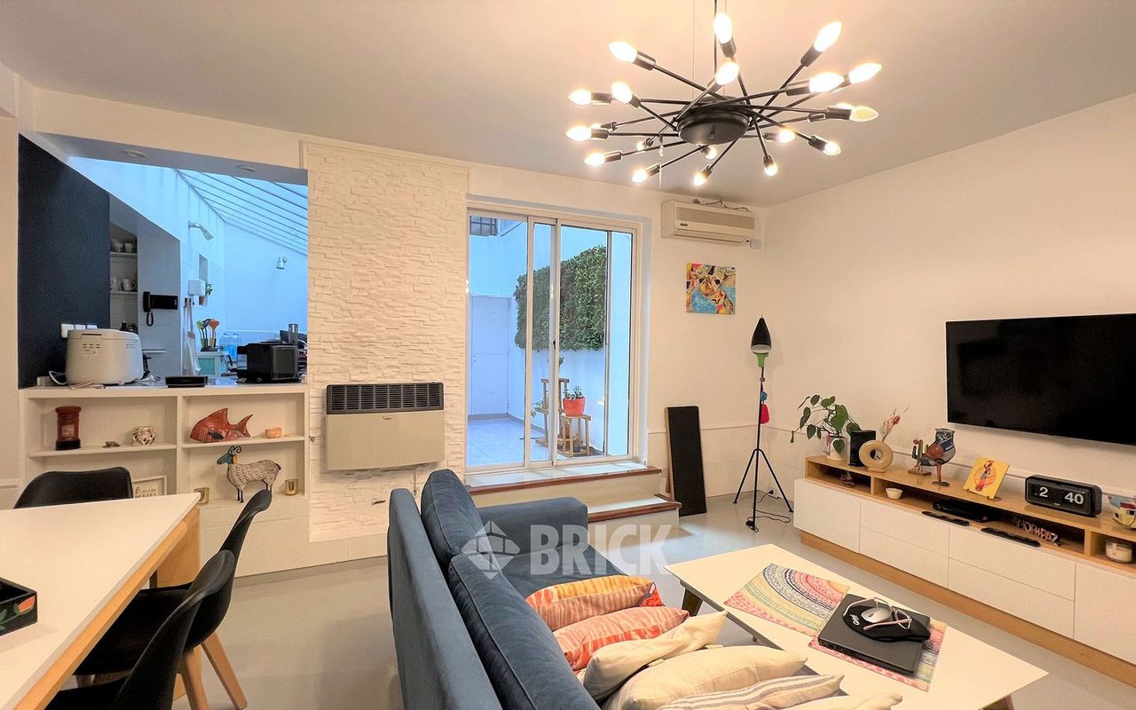 JUNCAL al 2700 Piso PB 4