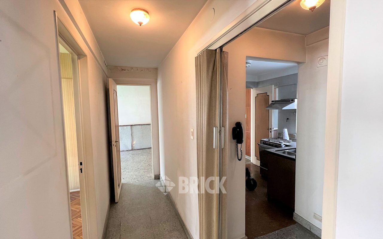 GUAYAQUIL al 300 Piso 6 14