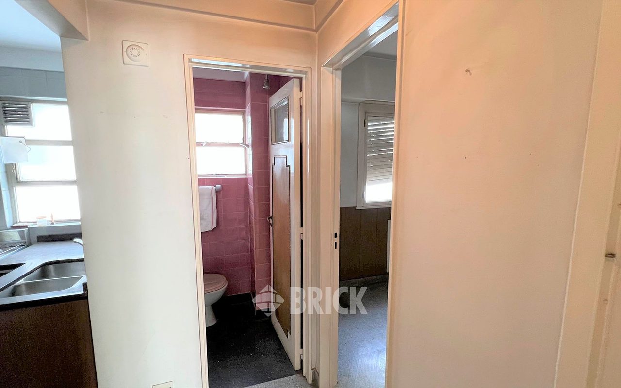 GUAYAQUIL al 300 Piso 6 15