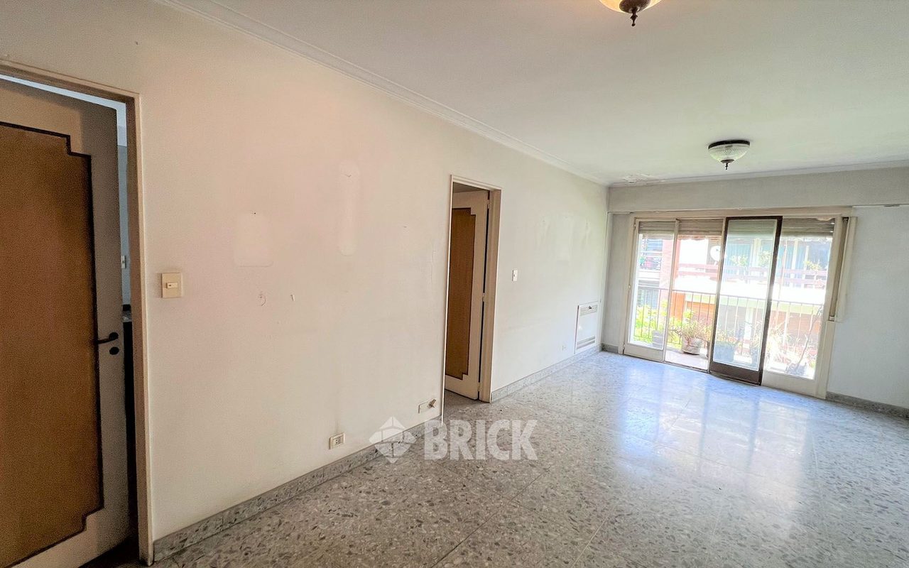 GUAYAQUIL al 300 Piso 6 1