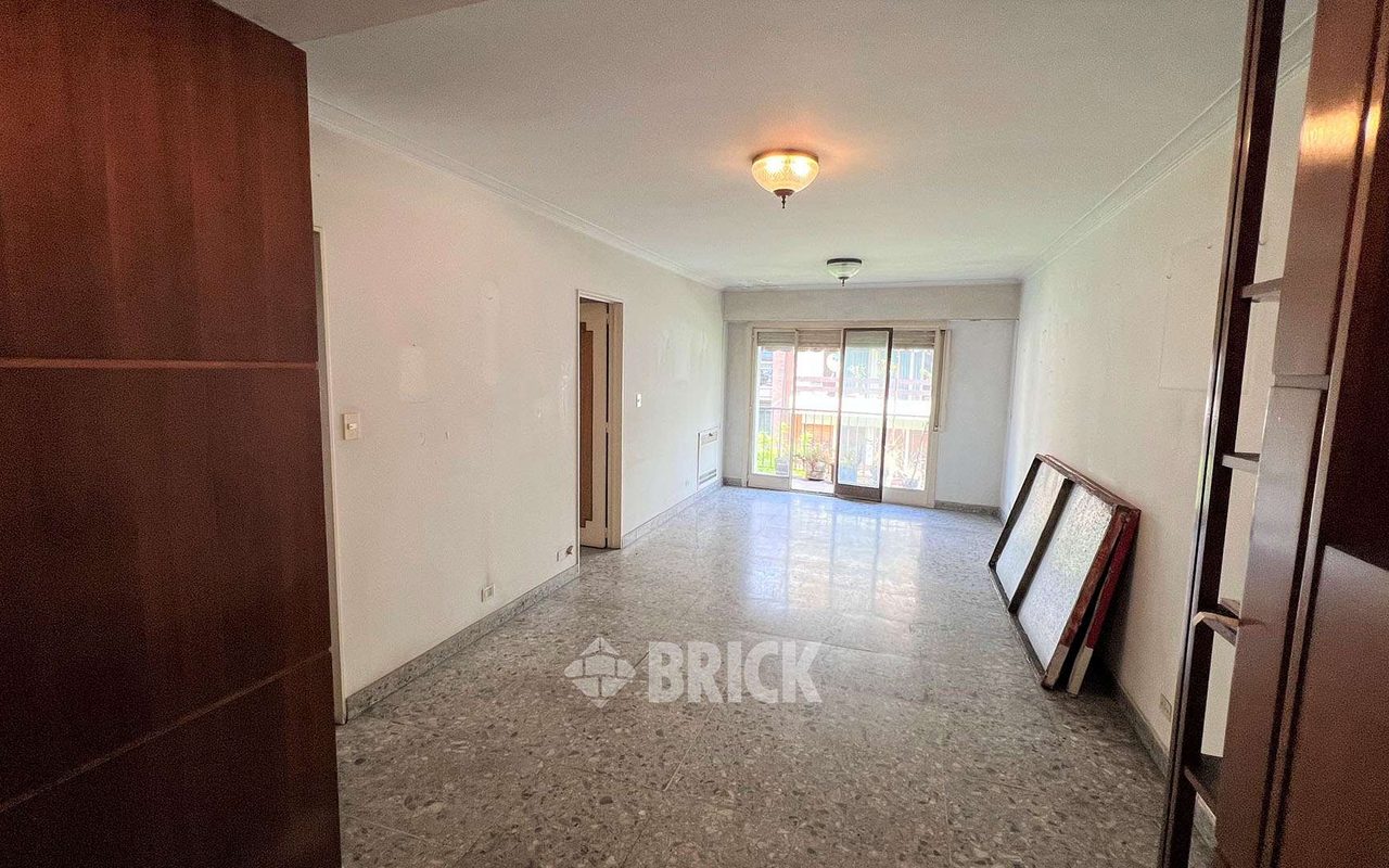 GUAYAQUIL al 300 Piso 6 3