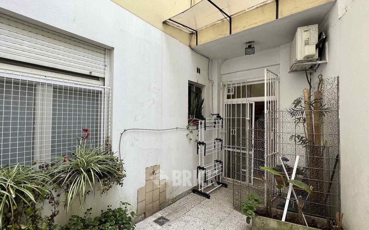 ESPINOSA al 1700 Piso PB 18