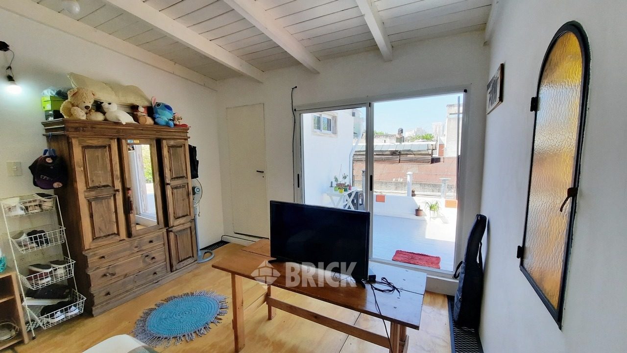 RODRIGUEZ, MANUEL al 1500 Piso 1 9