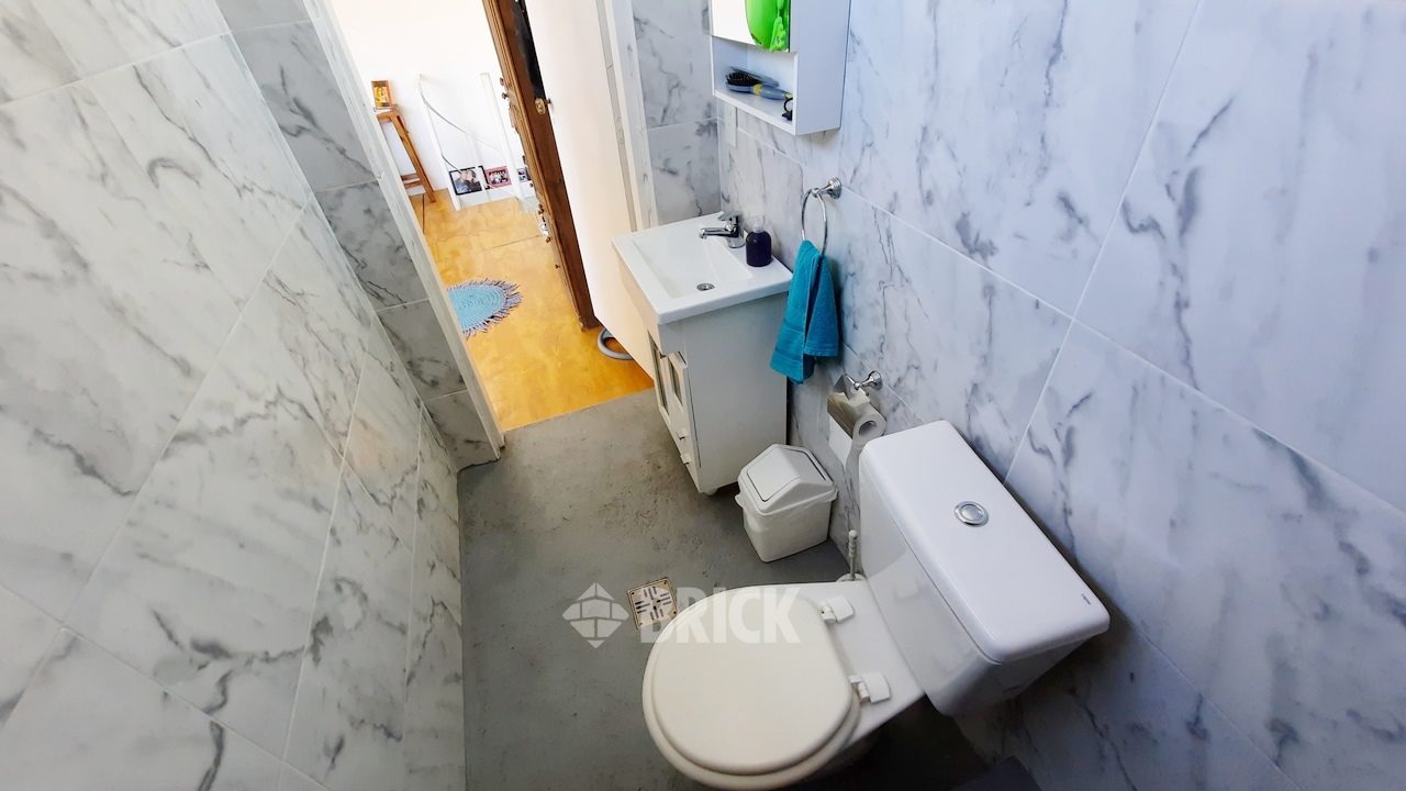 RODRIGUEZ, MANUEL al 1500 Piso 1 20