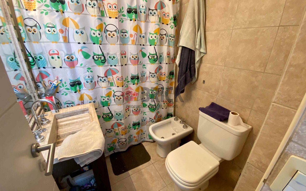 CHACABUCO al 400 Piso 2 11