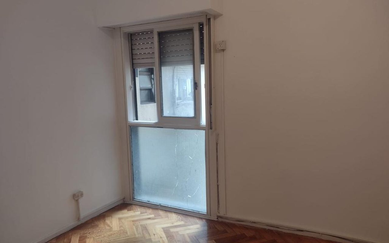 SUIPACHA al 700 Piso 5 1