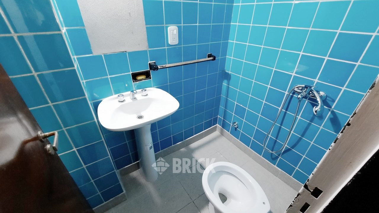 SANTIAGO DEL ESTERO al 1500 Piso 1 9