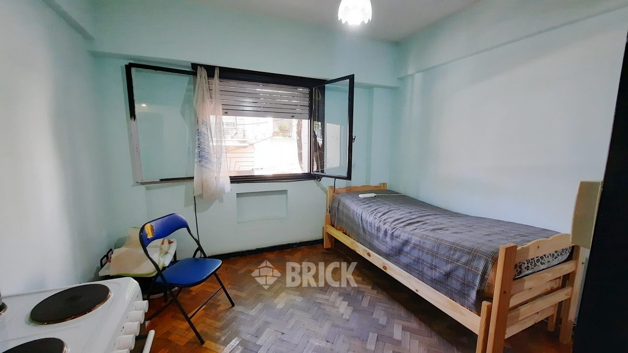 SANTIAGO DEL ESTERO al 1500 Piso 1 1