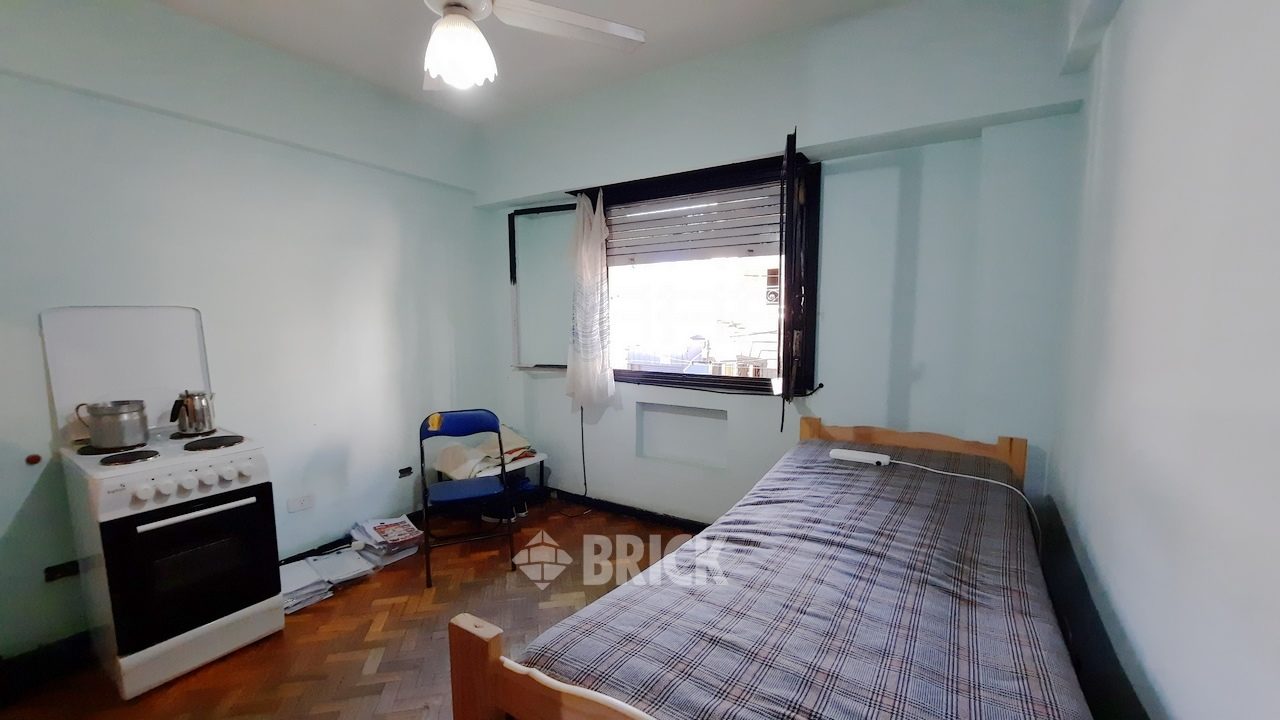 SANTIAGO DEL ESTERO al 1500 Piso 1 2