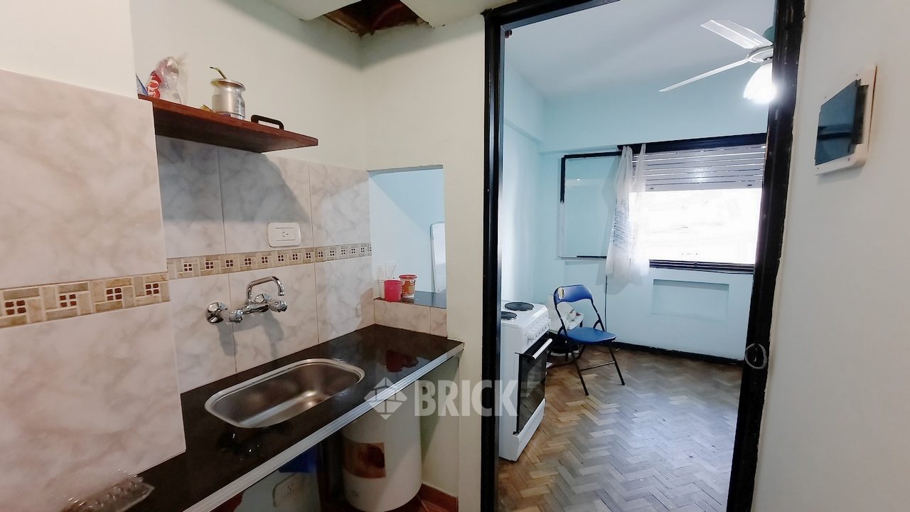 SANTIAGO DEL ESTERO al 1500 Piso 1 8