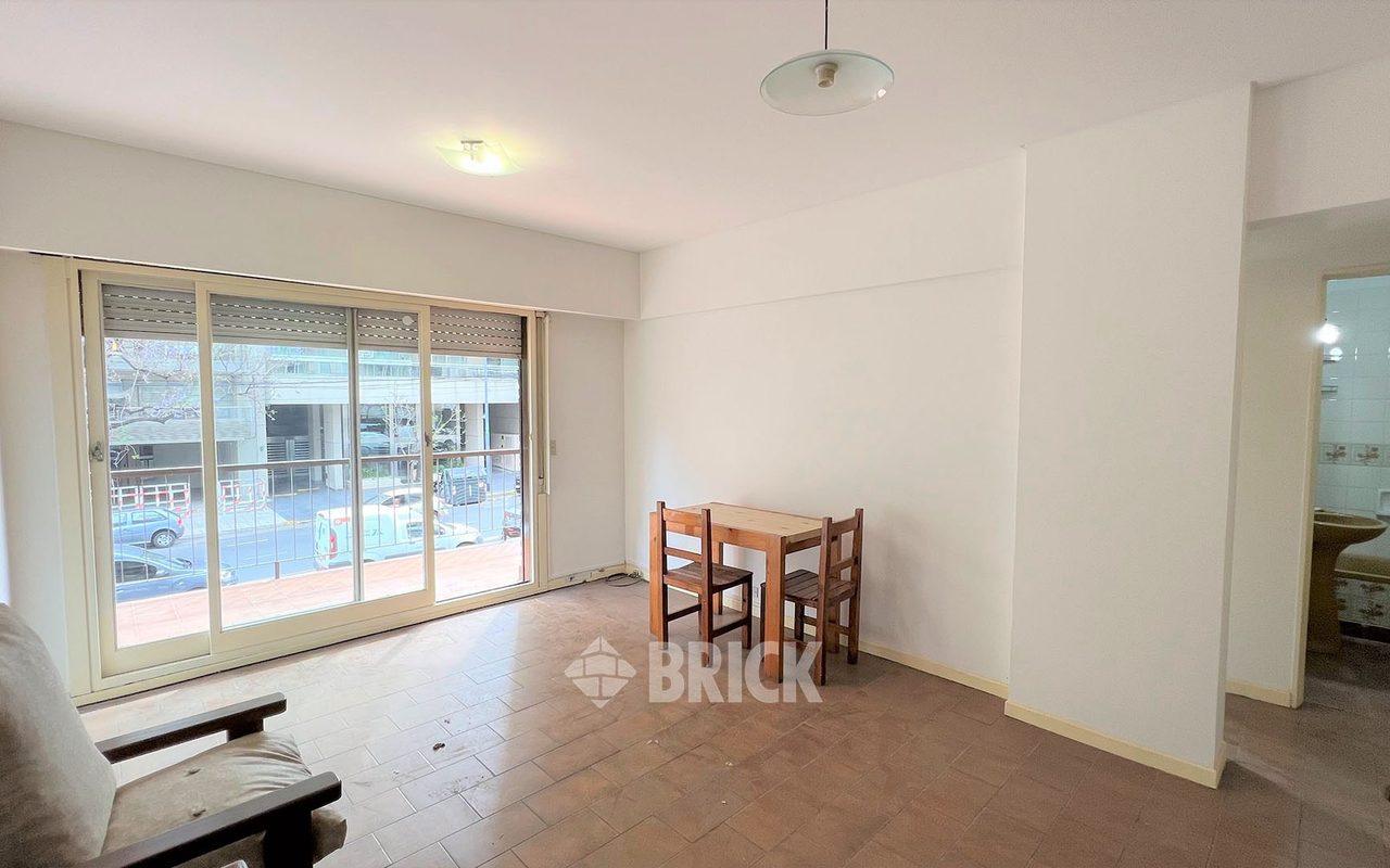 CRAMER, AV. al 2400 Piso 1 1