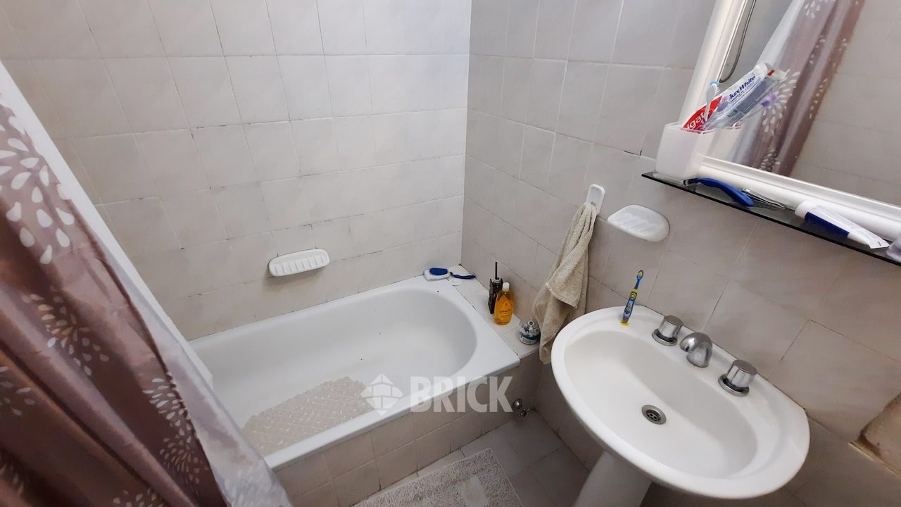 RUCCI, JOSE IGNACIO al 200 Piso 1 12