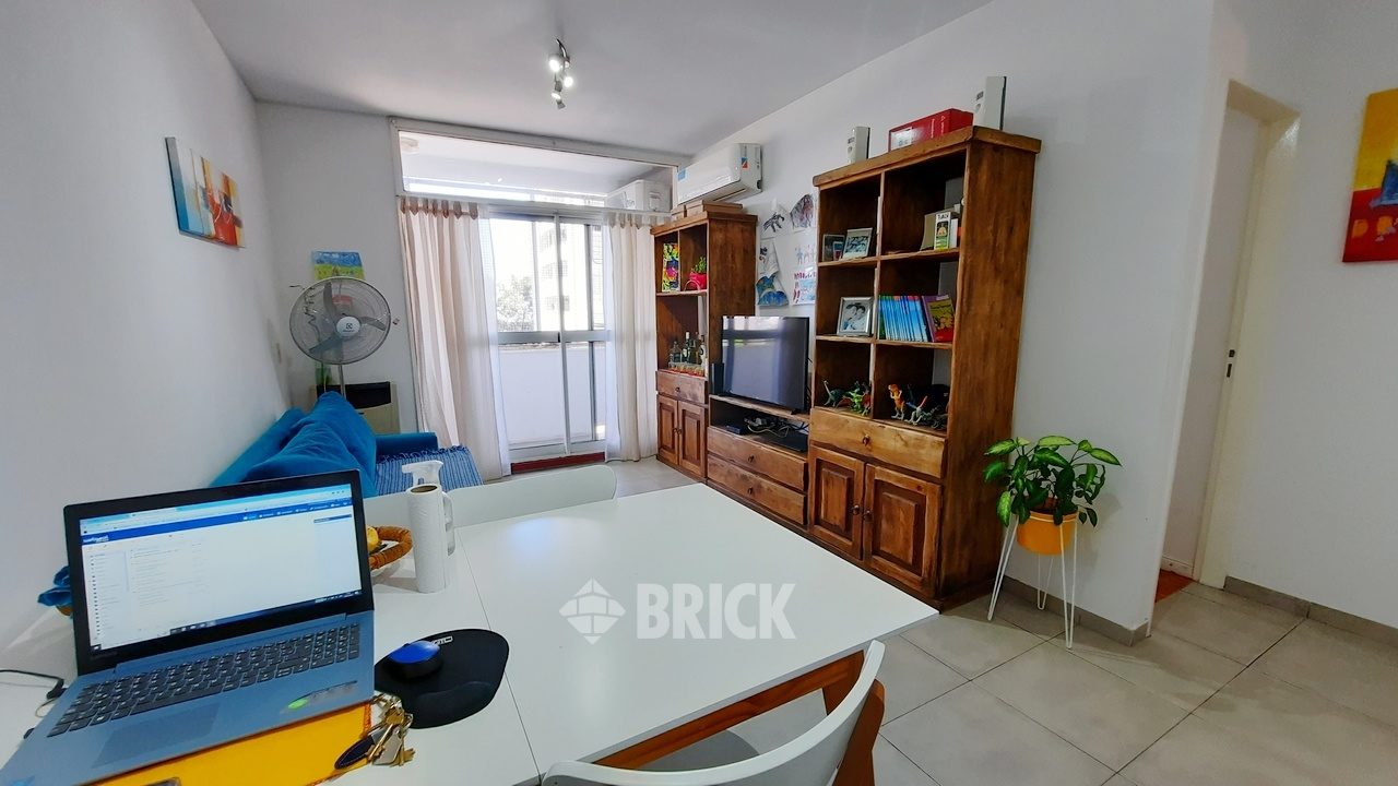 RUCCI, JOSE IGNACIO al 200 Piso 1 1