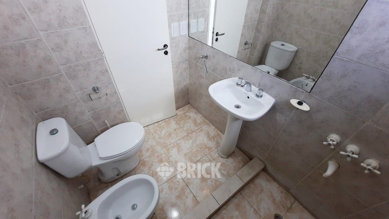 PICO al 1600 Piso 3 34