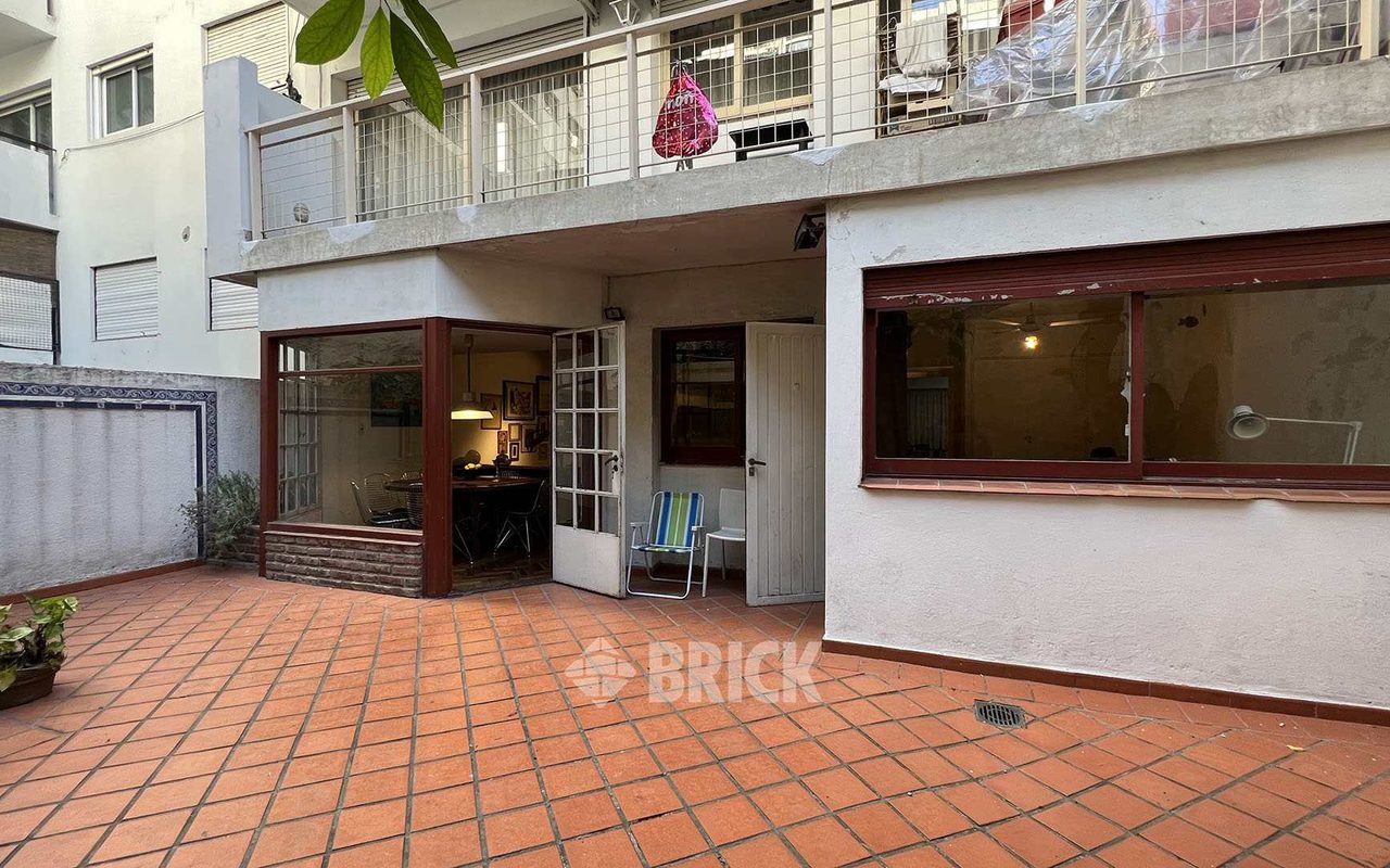 ECUADOR al 1500 Piso PB 11