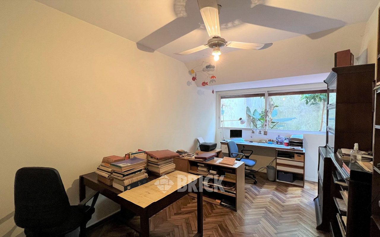 ECUADOR al 1500 Piso PB 14