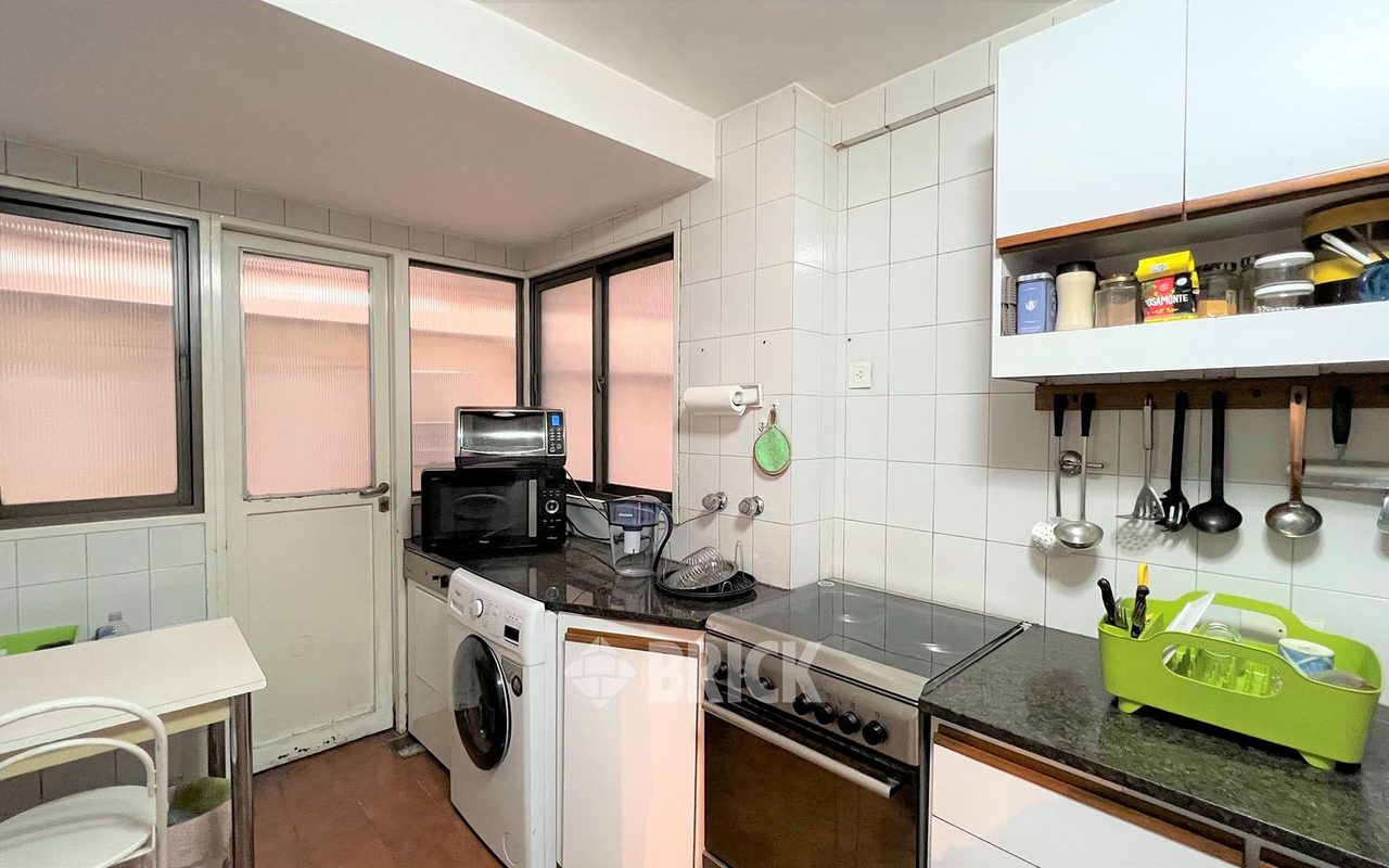 ECUADOR al 1500 Piso PB 23