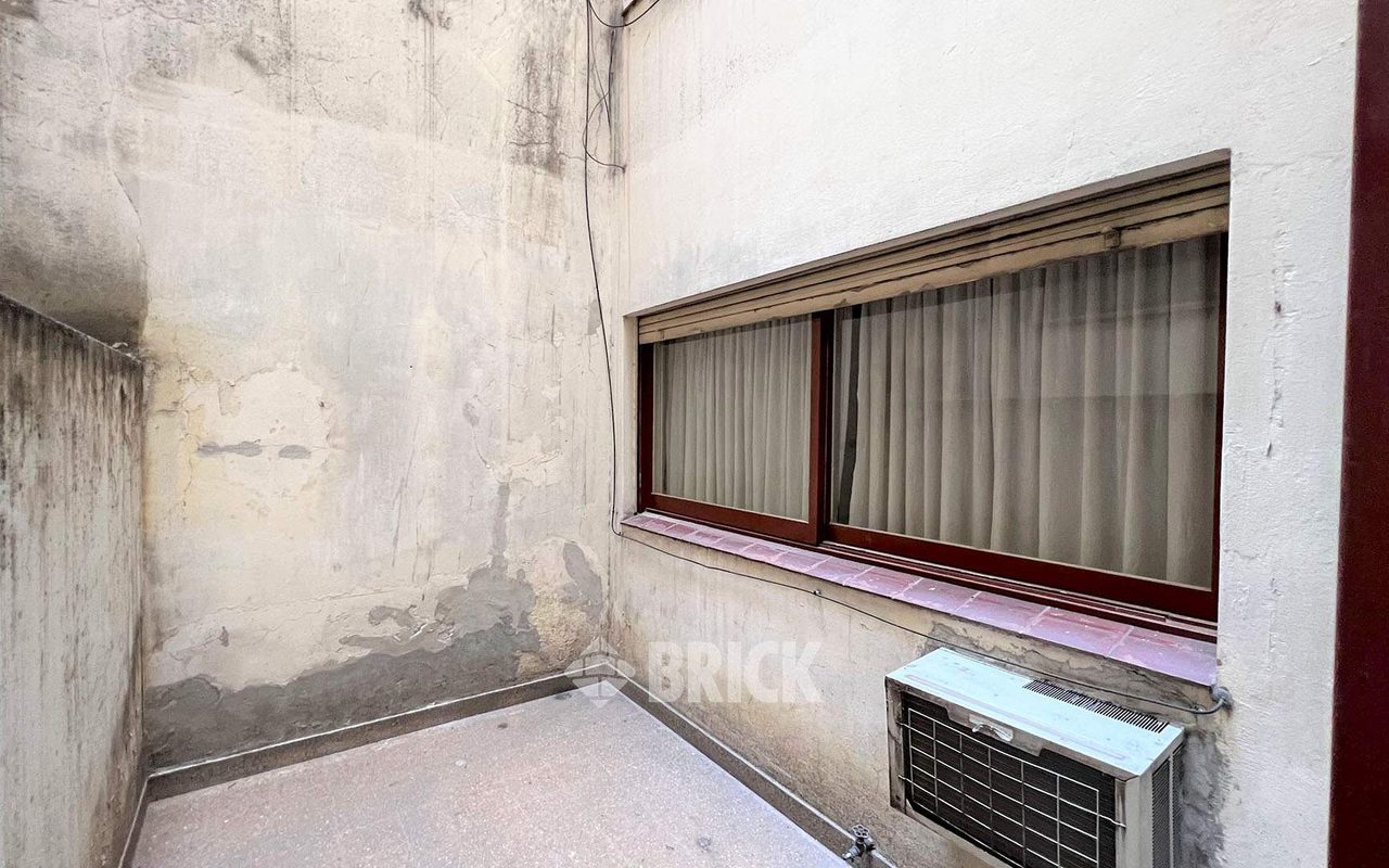 ECUADOR al 1500 Piso PB 24