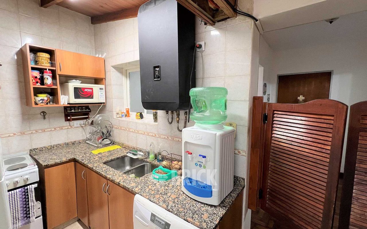 FREIRE, RAMON al 900 Piso 1 6