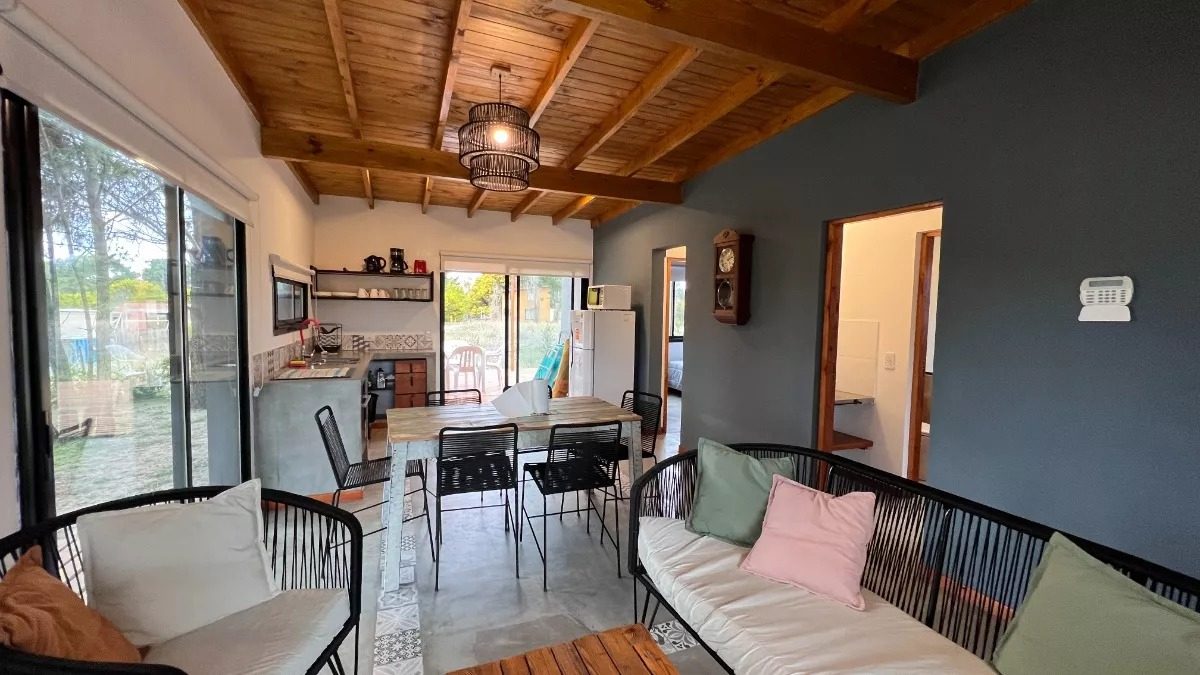 LAS GAVIOTAS (CALLE 30) 8