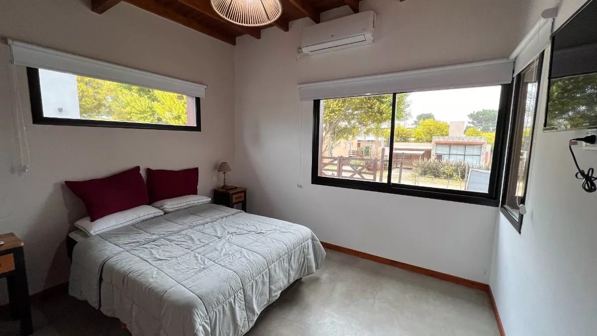 LAS GAVIOTAS (CALLE 30) 17