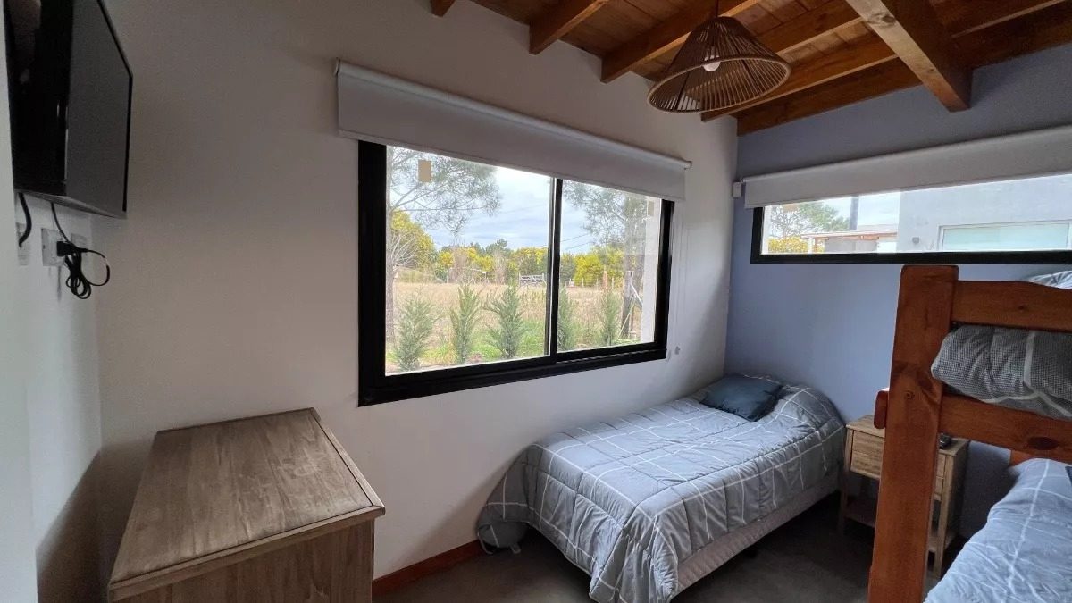 LAS GAVIOTAS (CALLE 30) 18