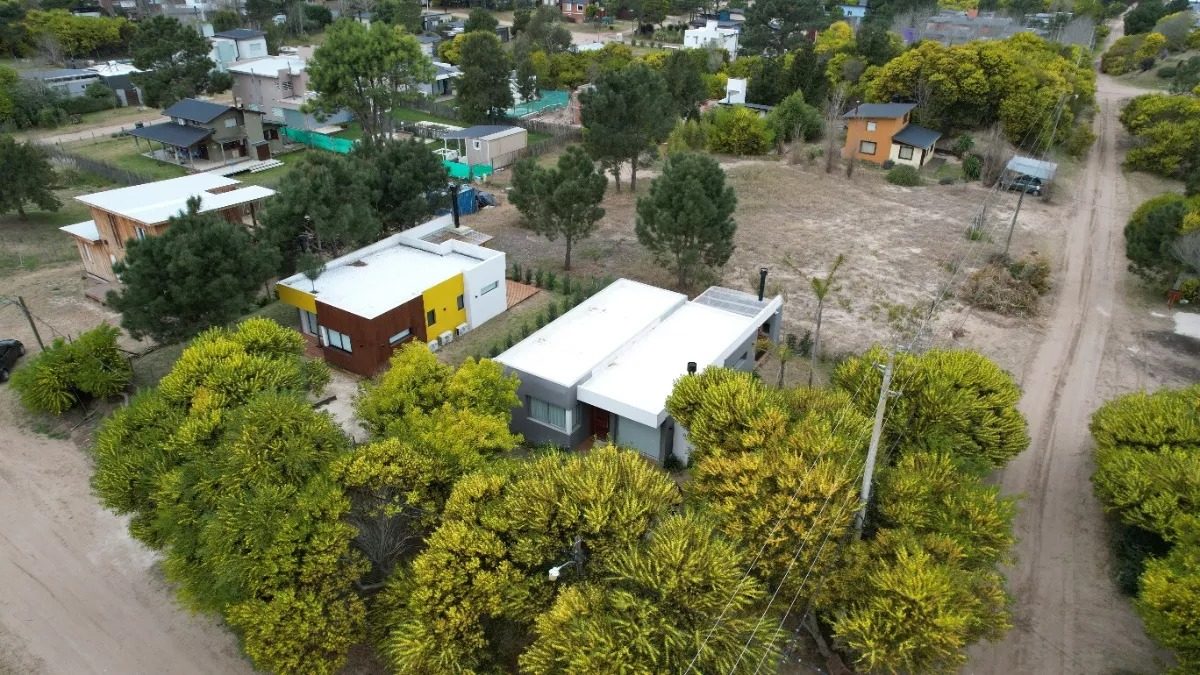 LAS GAVIOTAS (CALLE 30) 28