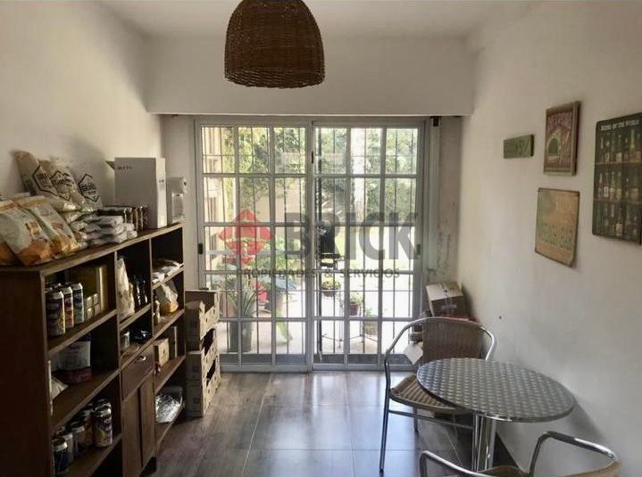 CASTRO BARROS al 900 7