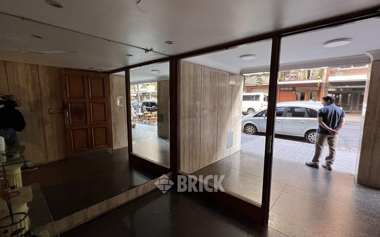 PARAGUAY al 3500 Piso 8 24