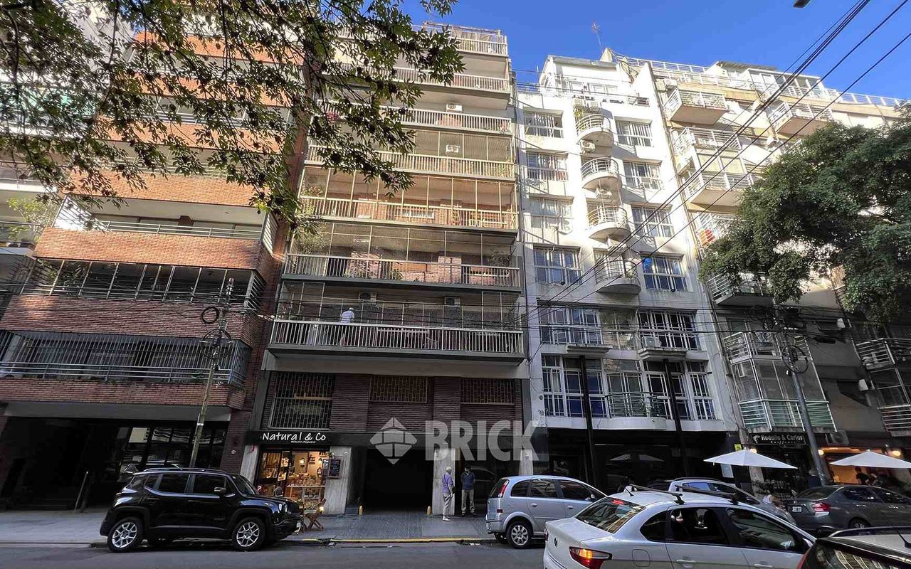 PARAGUAY al 3500 Piso 8 26