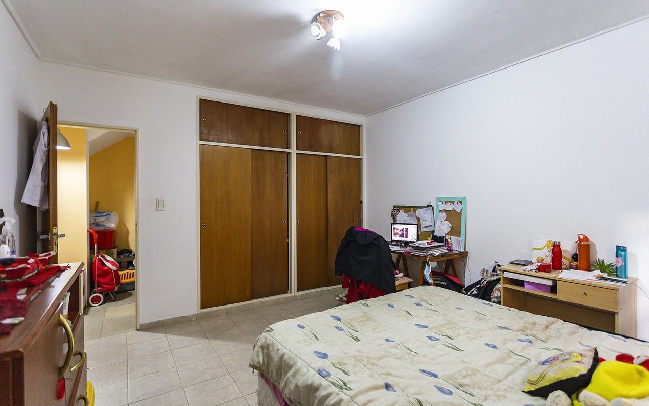 ARENALES al 1100 Piso PB 27