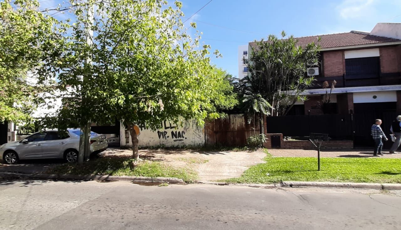 DEL VALLE IBERLUCEA al 4300 1