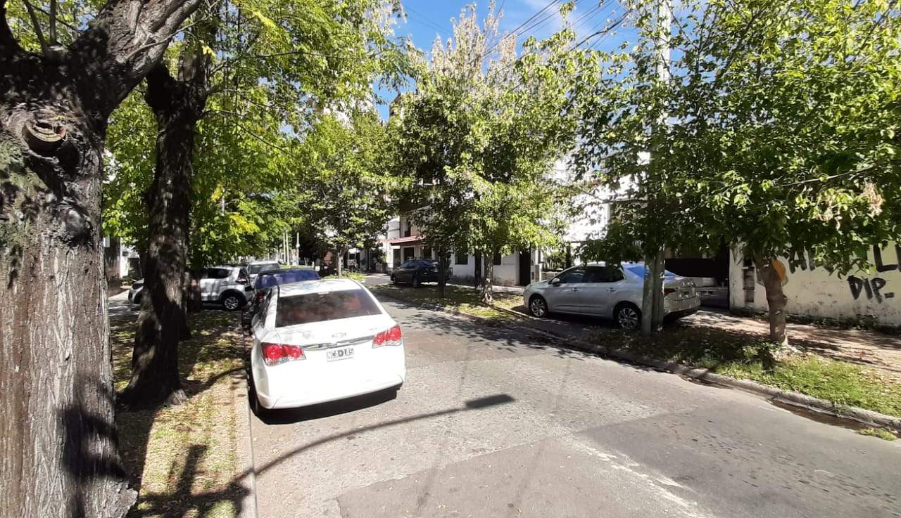 DEL VALLE IBERLUCEA al 4300 3