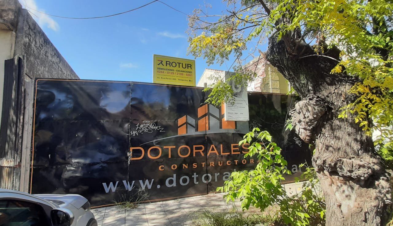 DEL VALLE IBERLUCEA al 4300 8