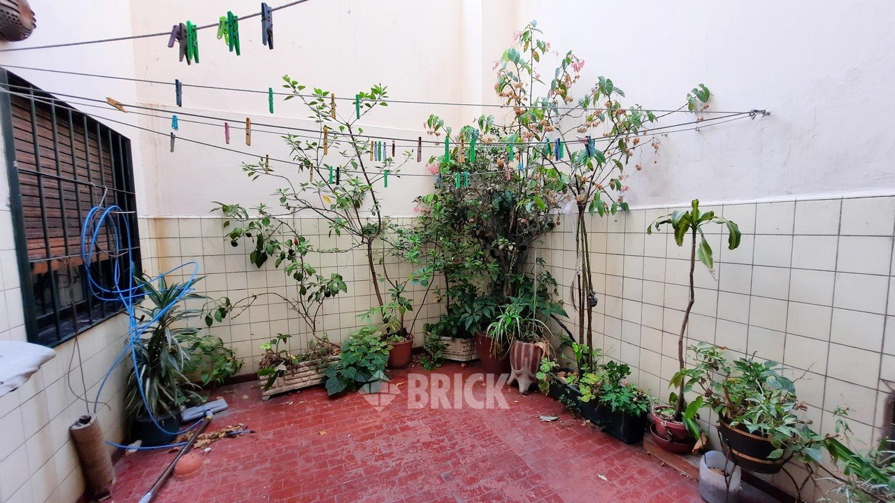 CIUDAD DE LA PAZ al 800 Piso 1 26